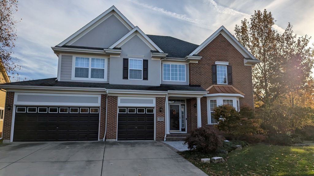 243 Colonial Drive, Vernon Hills, IL 60061
