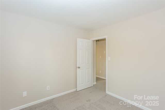 2226 Coatsdale Lane, Matthews, NC 28104