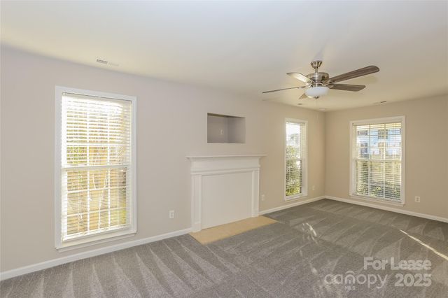 2226 Coatsdale Lane, Matthews, NC 28104