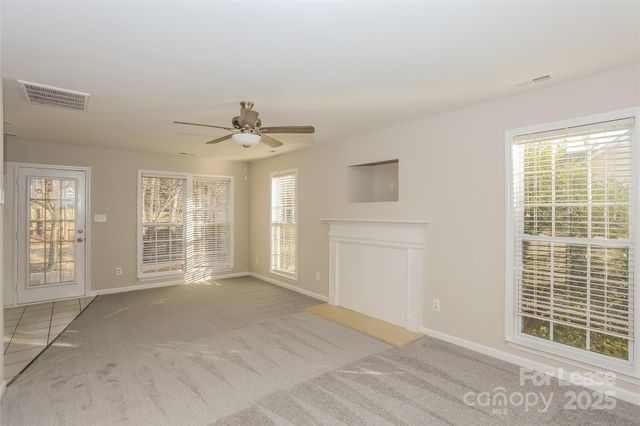 2226 Coatsdale Lane, Matthews, NC 28104