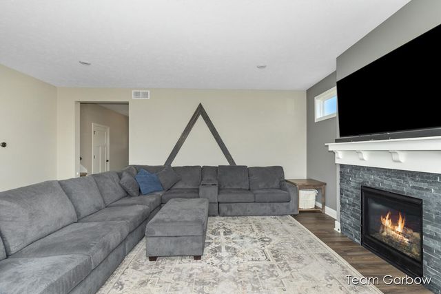 1757 Julienne Court, Byron Center, MI 49315