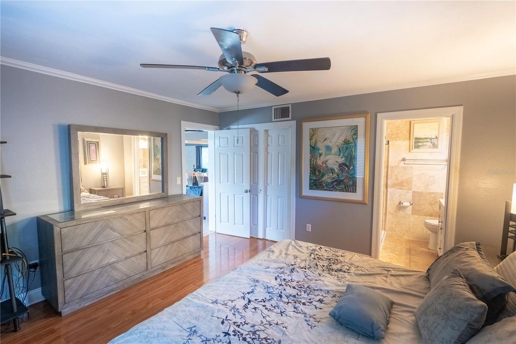 Image 19 of property listing at 33 SOUTHWIND DRIVE, Belleair Bluffs, FL 33770