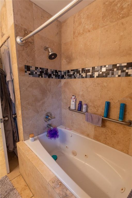 Image 27 of property listing at 33 SOUTHWIND DRIVE, Belleair Bluffs, FL 33770