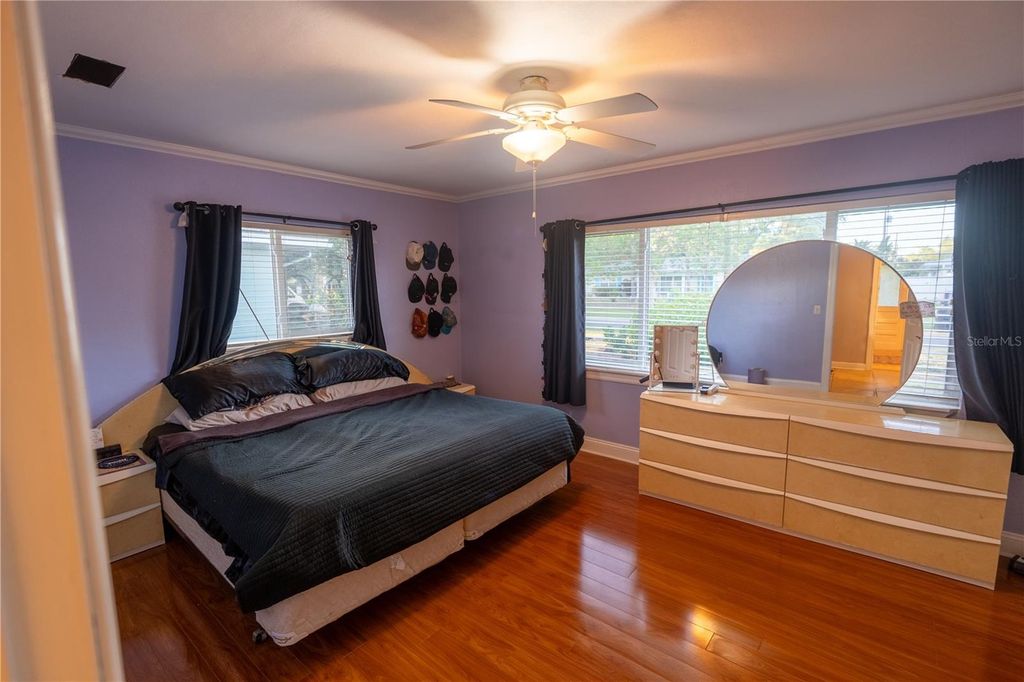 Image 28 of property listing at 33 SOUTHWIND DRIVE, Belleair Bluffs, FL 33770