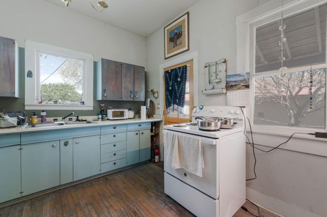 311 W Broadway, Mountainair, NM 87036