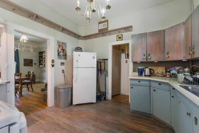 311 W Broadway, Mountainair, NM 87036