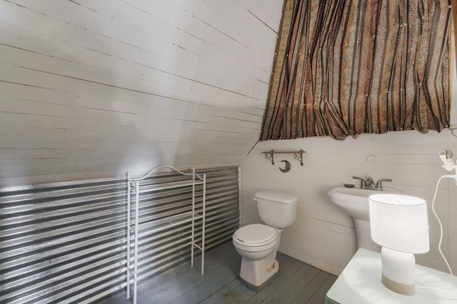 311 W Broadway, Mountainair, NM 87036