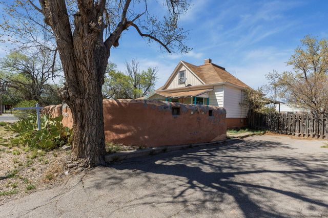 311 W Broadway, Mountainair, NM 87036