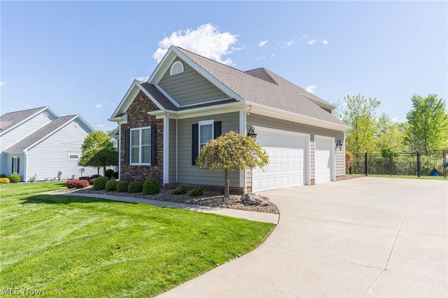 3358 Ridgely Park Drive, Poland, OH 44514