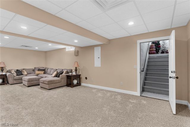 3358 Ridgely Park Drive, Poland, OH 44514