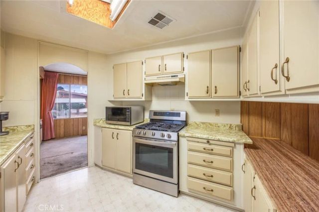 626 N Dearborn 19, Redlands, CA 92374