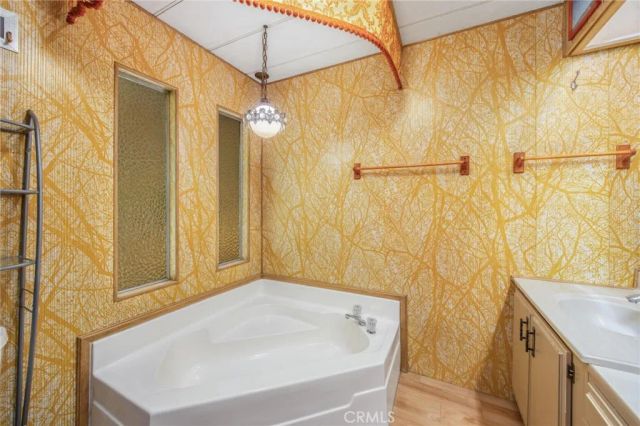 626 N Dearborn 19, Redlands, CA 92374