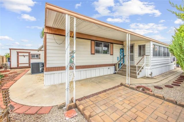 626 N Dearborn 19, Redlands, CA 92374