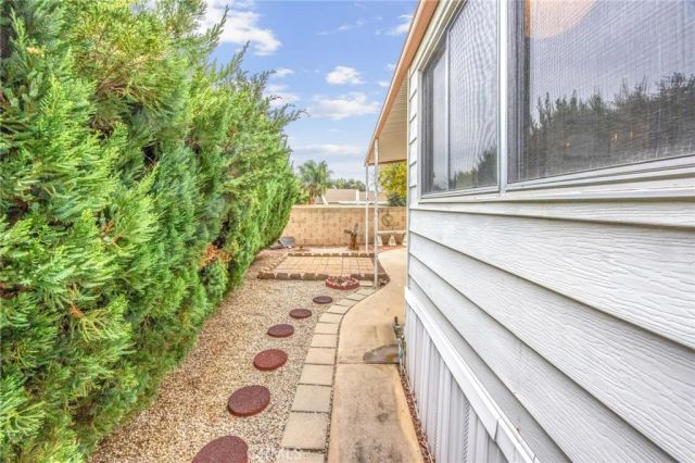 626 N Dearborn 19, Redlands, CA 92374