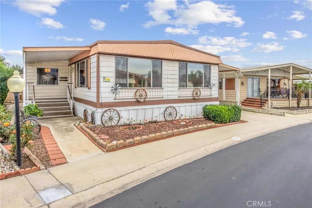 626 N Dearborn 19, Redlands, CA 92374