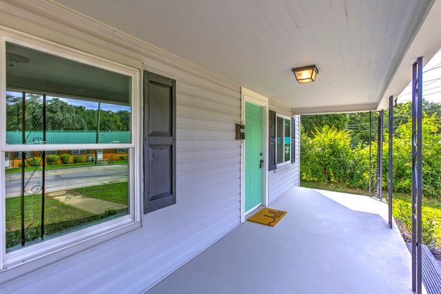 531 W Rutledge Ave, Gaffney, SC 29341