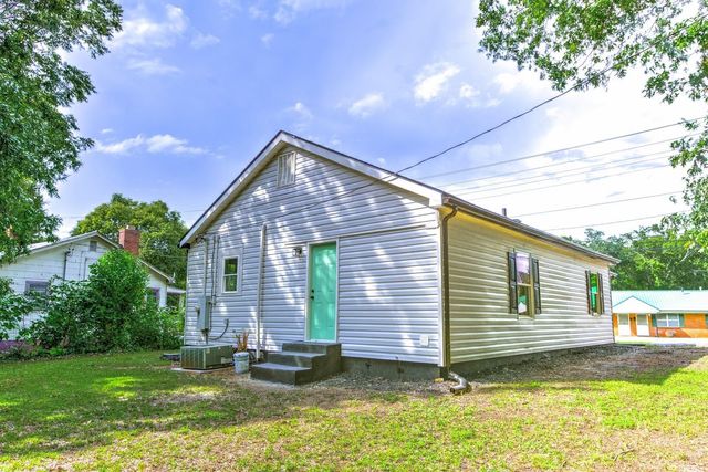 531 W Rutledge Ave, Gaffney, SC 29341
