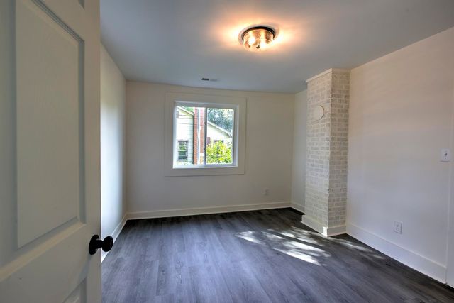 531 W Rutledge Ave, Gaffney, SC 29341
