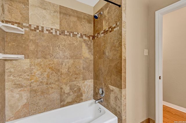 411 W HART AVE, San Antonio, TX 78214