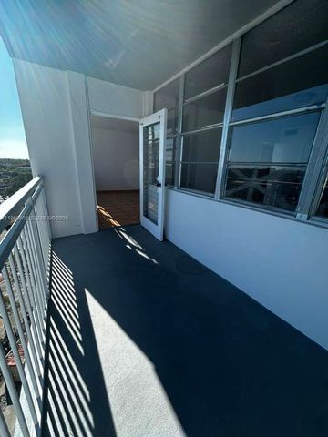 2025 NE 164th St 918, North Miami Beach, FL 33162