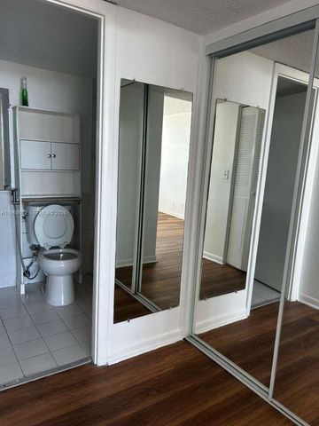 2025 NE 164th St 918, North Miami Beach, FL 33162