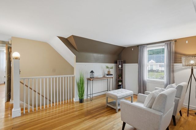 269 Lynn Street, Peabody, MA 01960