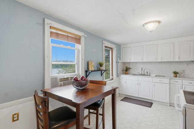 269 Lynn Street, Peabody, MA 01960