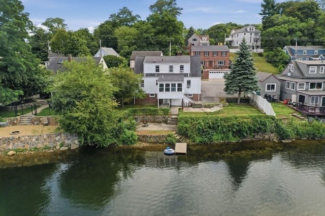 269 Lynn Street, Peabody, MA 01960