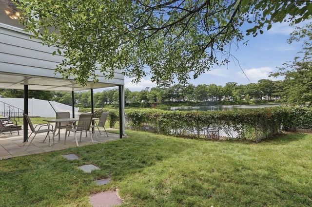 269 Lynn Street, Peabody, MA 01960