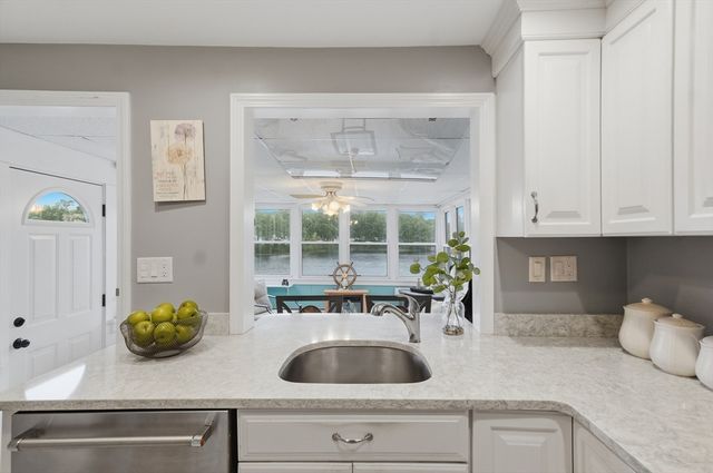 269 Lynn Street, Peabody, MA 01960