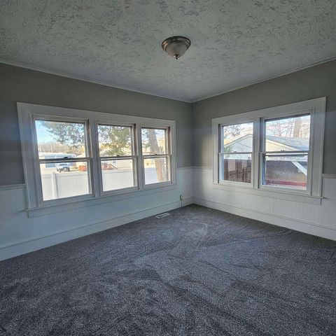 1126 Oakland Avenue, Mt Vernon, IL 62864