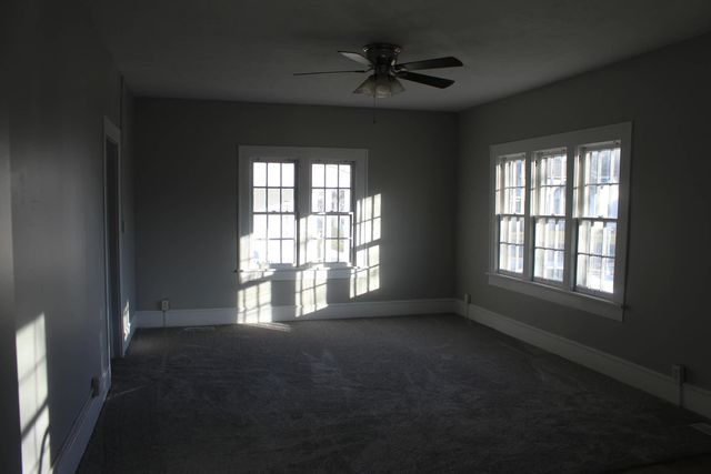 1126 Oakland Avenue, Mt Vernon, IL 62864