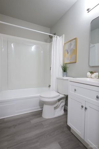 313 Brightfield Drive, Ballwin, MO 63021