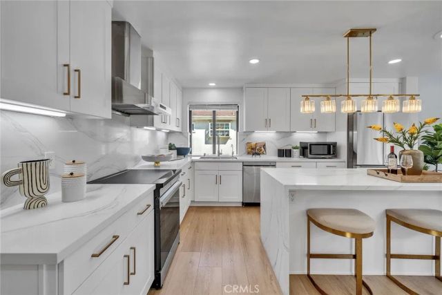 2114 S 8th Ave, Arcadia, CA 91006