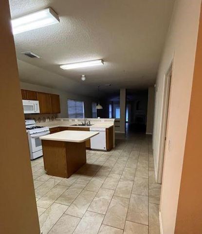 17414 S Summit Canyon Drive, Houston, TX 77095