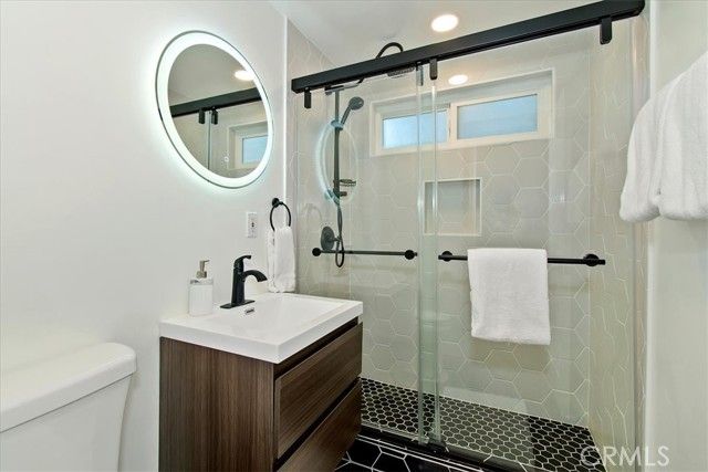 631 Crestwood, Big Bear Lake, CA 92315