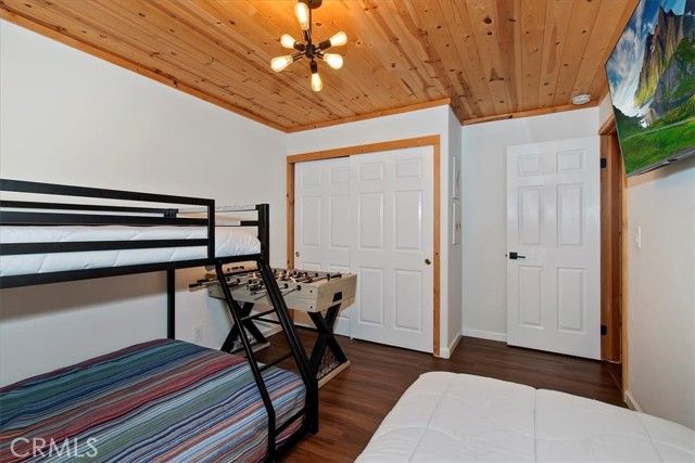 631 Crestwood, Big Bear Lake, CA 92315