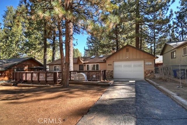 631 Crestwood, Big Bear Lake, CA 92315