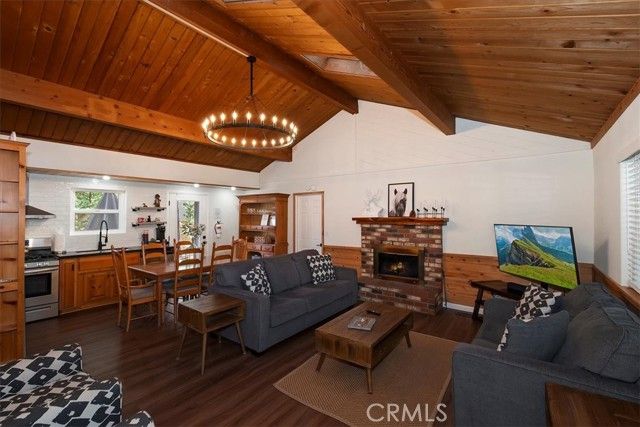 631 Crestwood, Big Bear Lake, CA 92315