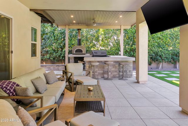 311 E MARYLAND Avenue, Phoenix, AZ 85012