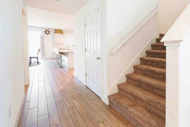 2701 N Dee Ann Avenue, Fresno, CA 93727