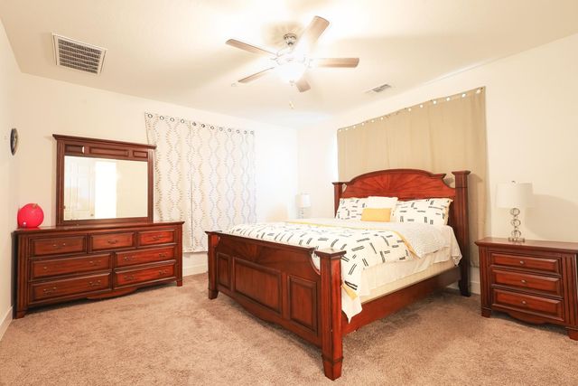 2701 N Dee Ann Avenue, Fresno, CA 93727