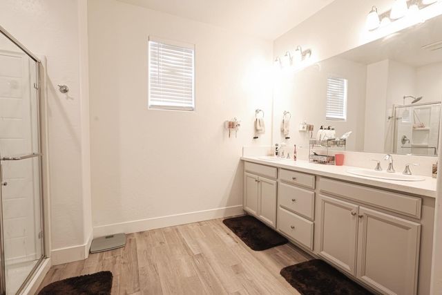 2701 N Dee Ann Avenue, Fresno, CA 93727