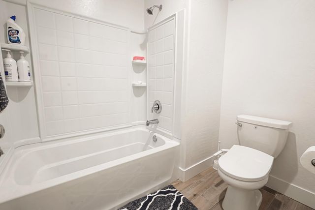 2701 N Dee Ann Avenue, Fresno, CA 93727