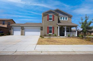 2701 N Dee Ann Avenue, Fresno, CA 93727