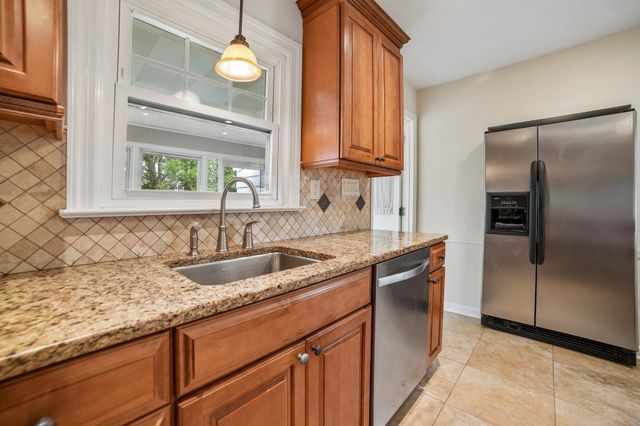 926 STEIB TERRACE, Union Twp, NJ 07083