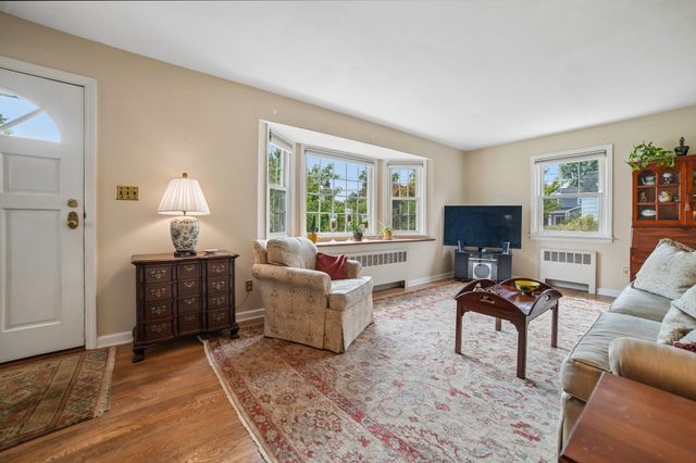 926 STEIB TERRACE, Union Twp, NJ 07083