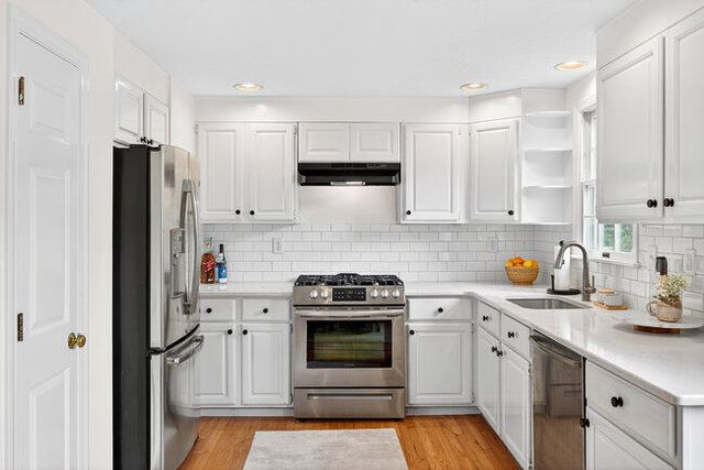 20 Mutiny Way, Mashpee, MA 02649