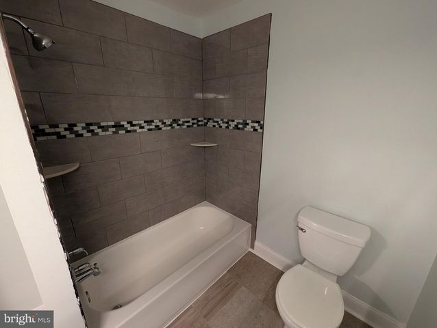 256 LA CASCATA TNHS, Clementon, NJ 08021
