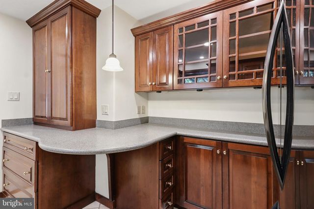 348 HILLSIDE LN, York, PA 17403